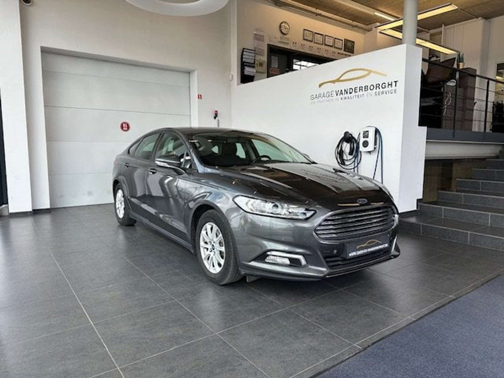 Ford Mondeo TREND BENZINE