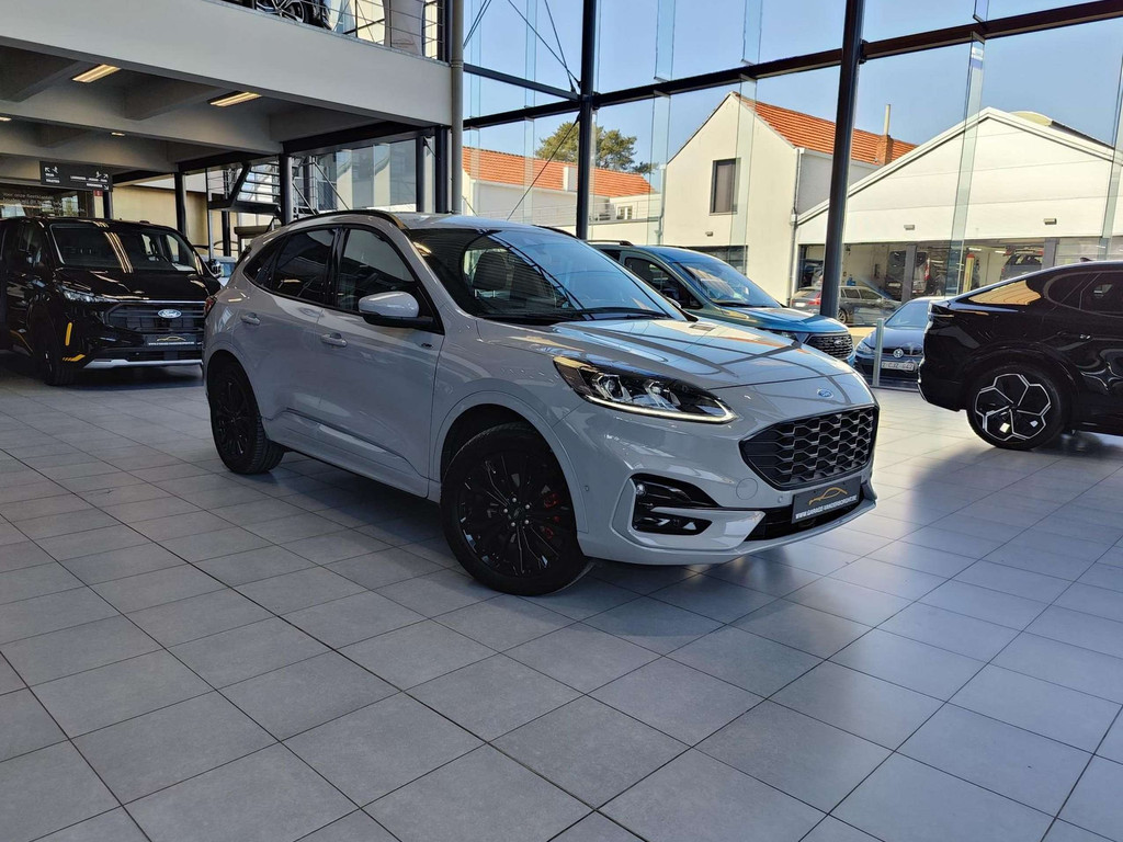 Ford Kuga BLACK EDITION PLUG-IN HYBRID AUTOMAAT