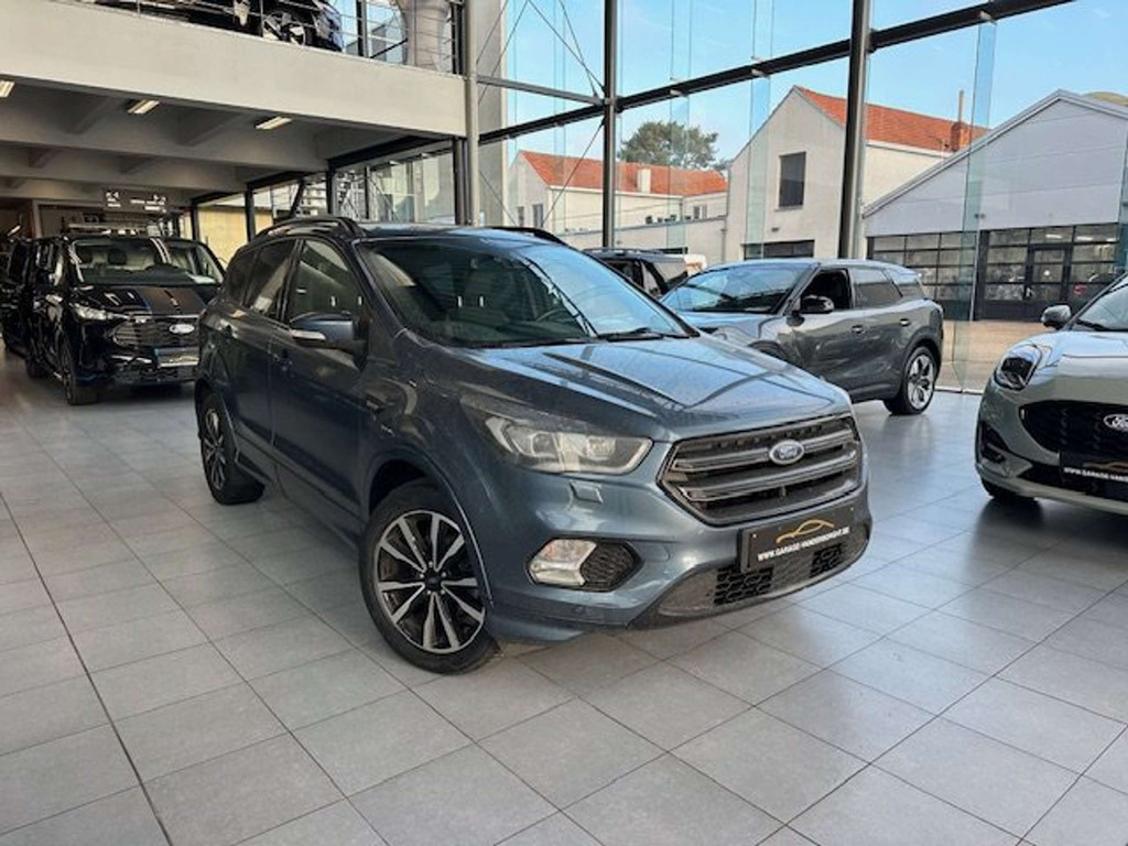 Ford Kuga ST-LINE X BENZINE +TAL VAN OPTIES