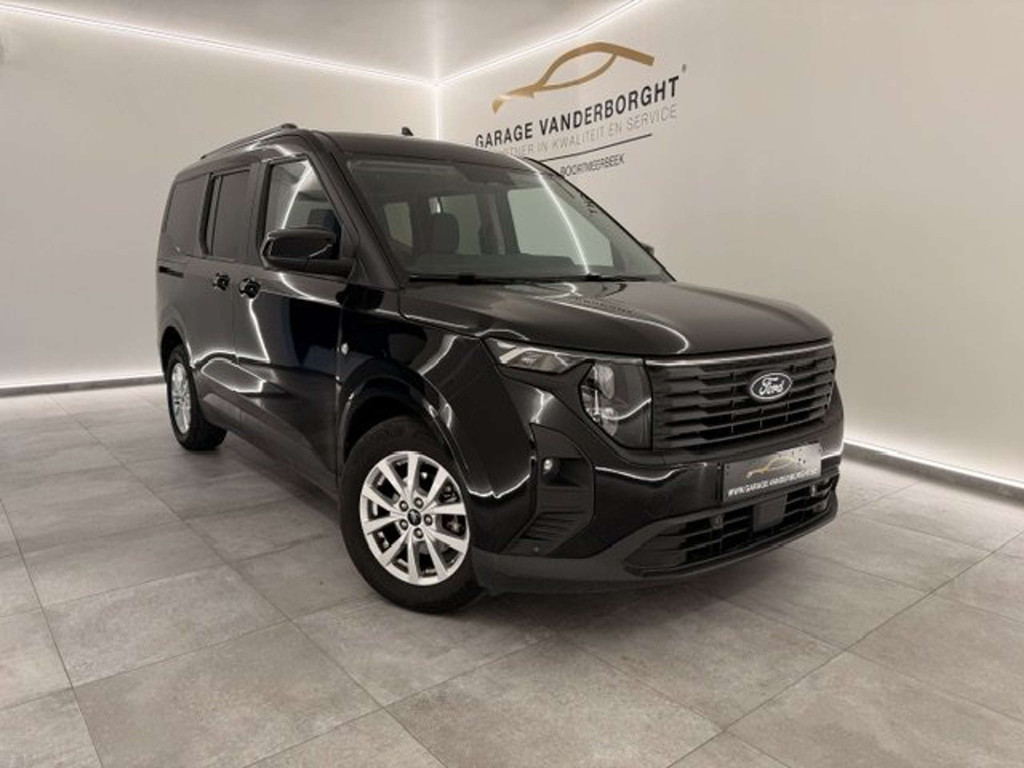 Ford Tourneo Courier TITANIUM BENZINE 125PK 22000KM
