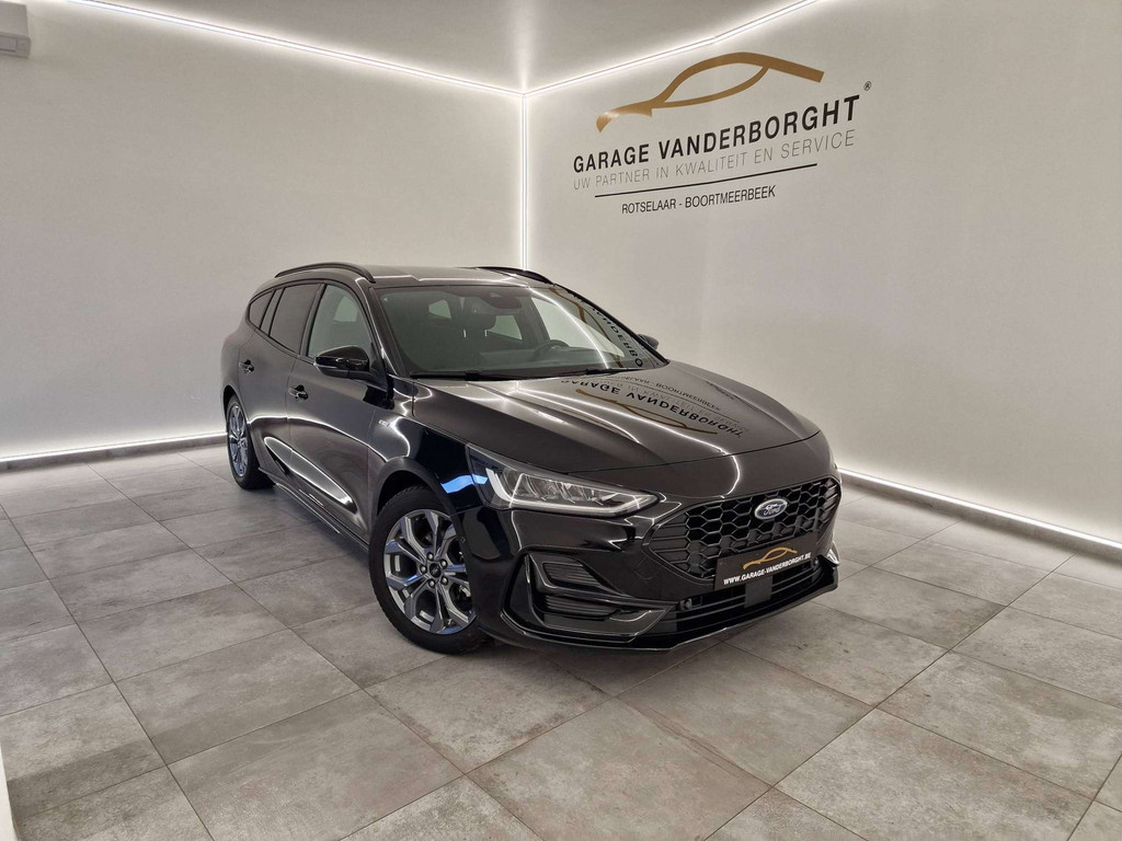 Ford Focus CLIPPER ST-LINE X HYBRID BENZINE AUTOMAAT
