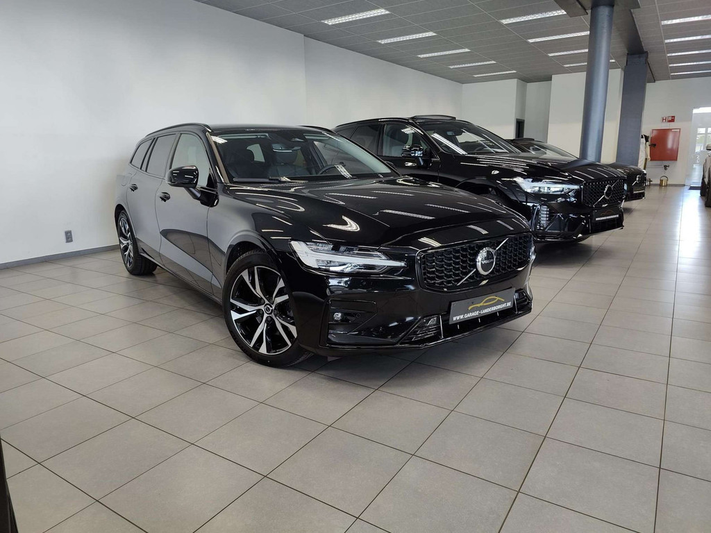 Volvo V60 PLUS DARK B4 HYBRID BENZINE AUTOMAAT 25000KM !!!!