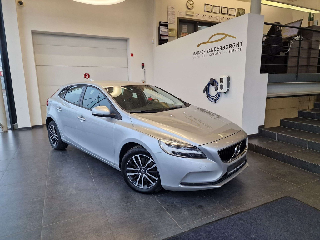 Volvo V40 BLACK EDITION T2 BENZINE