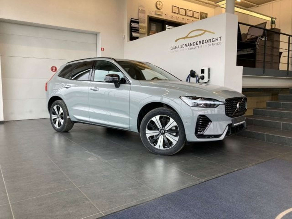 Volvo XC60 PLUS DARK PLUG-IN HYBRID AUTOMAAT