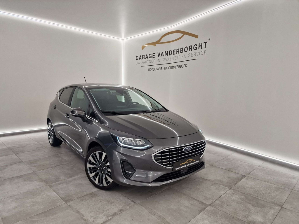 Ford Fiesta TITANIUM HYBRID BENZINE MET 3 JAAR WAARBORG