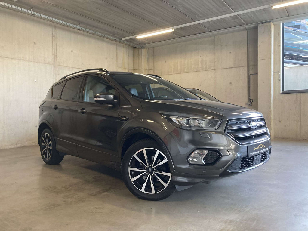 Ford Kuga ST-LINE BENZINE 150PK MET TAL VAN OPTIES