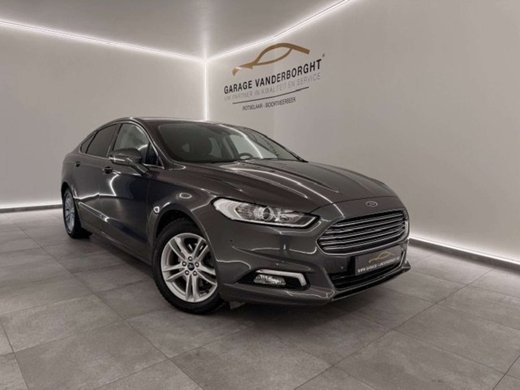 Ford Mondeo TITANIUM BENZINE SLECHTS 56000 KM!!!!