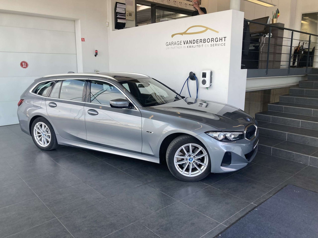 BMW 3 Serie 330 E PHEV TOURING AUTOMAAT-LEDER 57000KM!!!